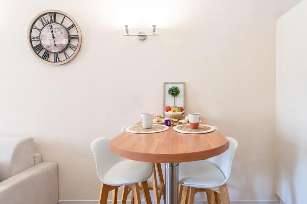 Appartement C17 2p Port Palais & Croisette 8mins Walk Balcony